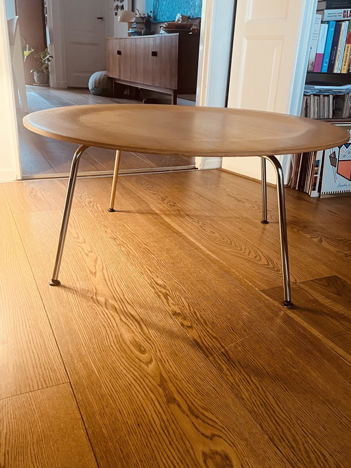 Table basse Eames Vitra CTM vintage