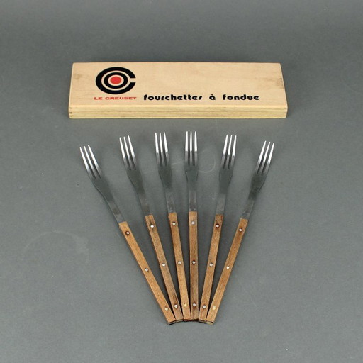 Le Creuset - wooden box with six, stainless steel 3-tooth fondue forks