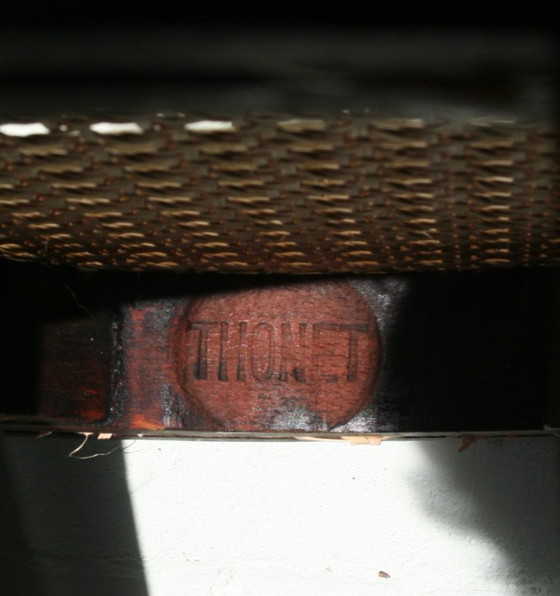 Image 1 of Tabouret Thonet signé