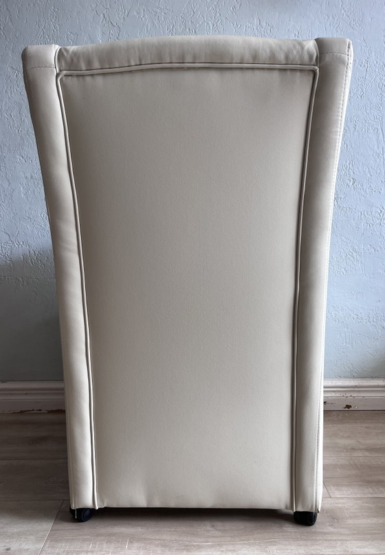 Deux chaises Norwich comme neuves, couleur crème/blanc – Fauteuils, Skai (photo 5 of 6)