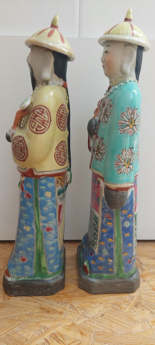 2 chinese figuren in geglazuurd keramiek 