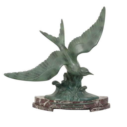 Sculpture Art Déco représentant une mouette sur socle en marbre