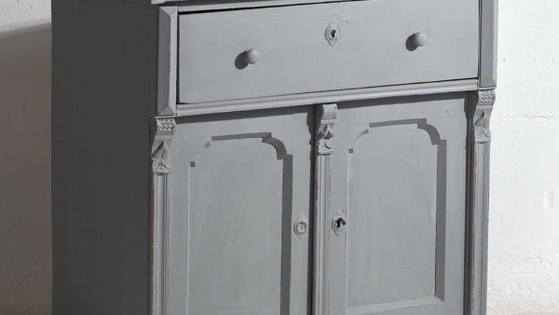 Antique two-door living room chest of drawers (c.1920) #15 – Wood (photo 3 of 38)