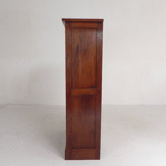 Image 1 of Armadio in rovere con serranda avvolgibile a 2 ante, alto 150 cm, anni '30.