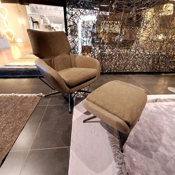 Image 1 of Sillón Leolux Lloyd Plus con reposapiés