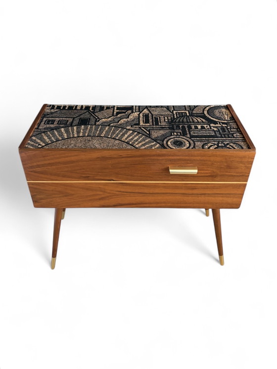 Image 1 of Buffet vintage des années 50 avec imprimé liège « Hit the North » | The Vintage Vibe