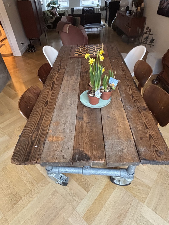 Image 1 of Table scaffolding wood and pipes 