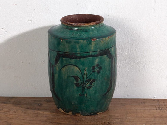 Antieke Chinese vaas met plantaardige details (ca. 1820) #11 – Vazen, Ceramic (photo 25 of 40)