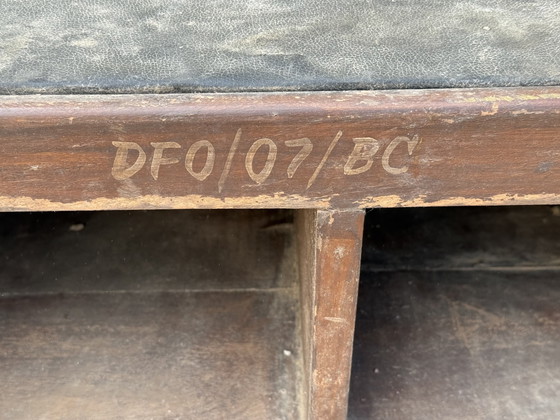 Image 1 of Pierre Jeanneret [Scrivania Pigeon Hole] Non restaurato