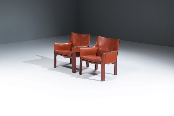 Image 1 of Splendida e antica sedia da pranzo in pelle Cab 414 di Mario Bellini per CASSINA Italia