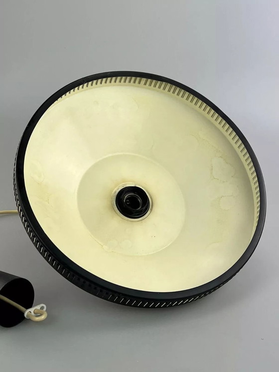 Image 1 of Lámpara de techo de los años 60 y 70, lámpara colgante de chapa metálica, diseño de la era espacial.