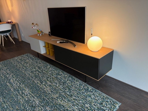 Mueble de TV / aparador Pastoe Landscape – Joost van der Vecht