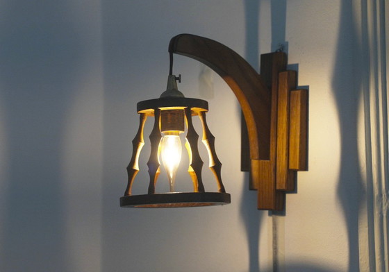 Image 1 of Set van twee Spaanse wandlampen, vintage houten lantaarnlampen, mediterrane verlichting in art-deco-stijl.