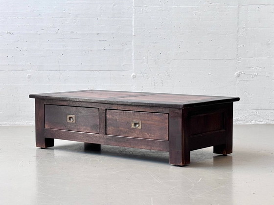 Massieve salontafel in koloniale stijl met 2 lades – Wood (photo 8 of 15)