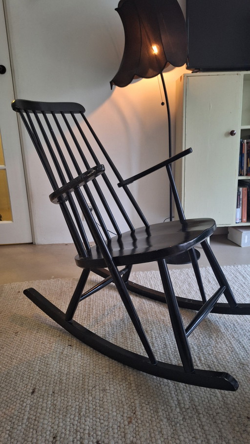 Stile sedia a dondolo di metà secolo: tapiovaara, lena larsson