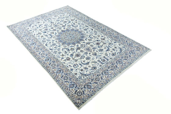 Image 1 of Alfombra oriental Nain 9La anudada a mano con contenido de seda - 303 x 197 cm
