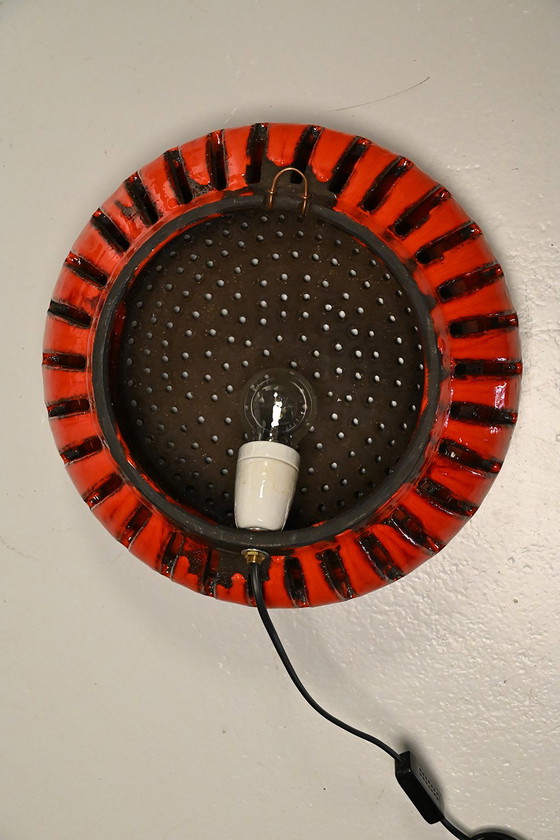 Image 1 of Lampada da parete in ceramica, suggestiva e giocosa; design danese.