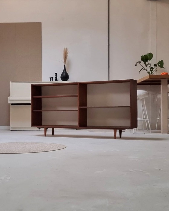 Image 1 of Librería de mediados de siglo