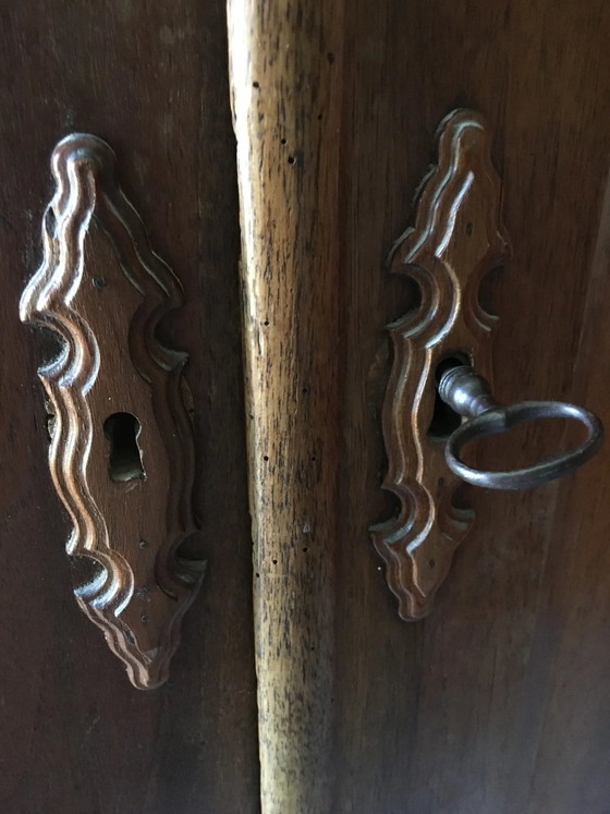 Louis Philippe notenhouten kledingkast – Kledingkasten (photo 9 of 15)