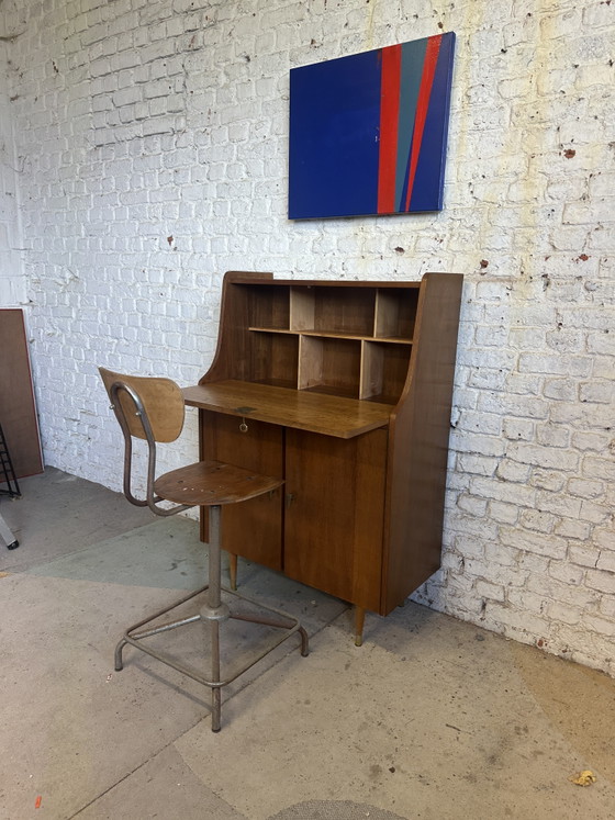 Image 1 of Bureau vintage des années 1960
