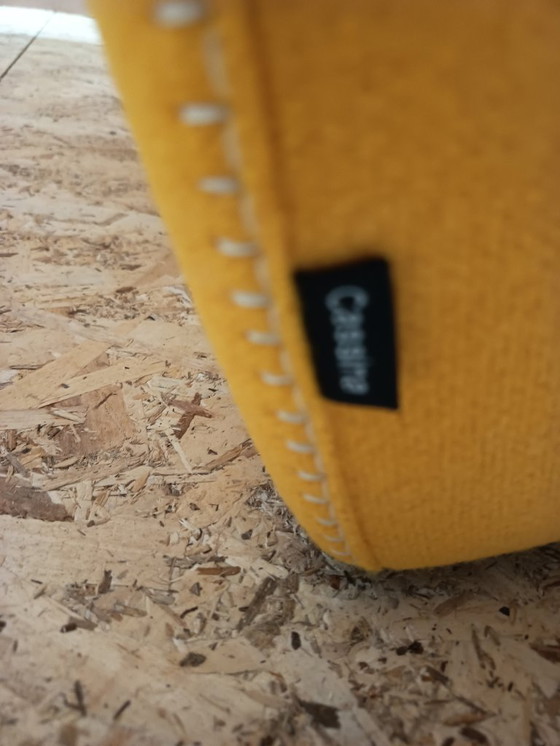 Image 1 of CASSINA 2x Poltrona 637 Utrecht 2024 (NUOVO, mai usato) in lana gialla KVDRAT € 6.600