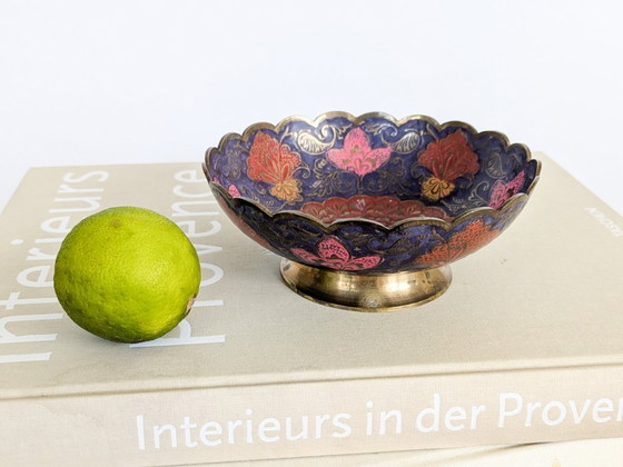 Vintage Brass Peacock Bowl, India Painted Enamel, Scalloped Footed Dish (photo 5 of 14)