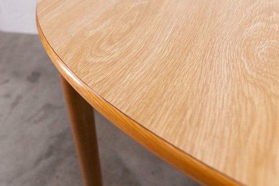 Image 1 of Danish modernist set: convertible round table (114/154cm) + 4 matching chairs, 1980