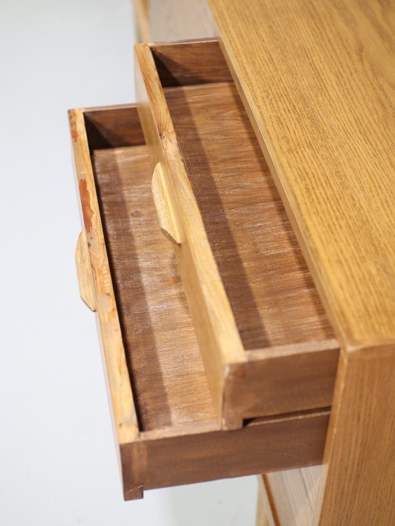 Image 1 of Buffet bas chêne vintage danois