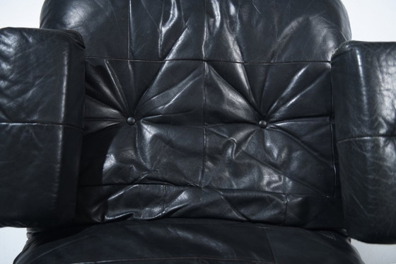 Image 1 of Rara poltrona e pouf Marsala in pelle nera - Michel Ducaroy - Ligne Roset