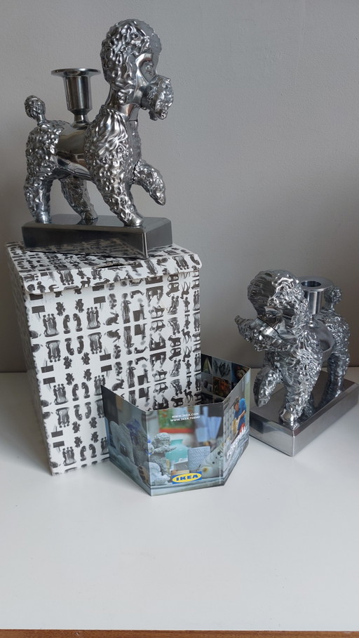 Set di portacandele a forma di barboncino, nuovi nella confezione originale. Per B Sundberg – kandelaars en kaarsen, Metal