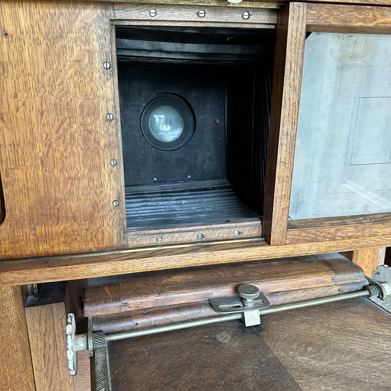 Image 1 of Vintage wooden studio camera on tripod - Narita Belgium