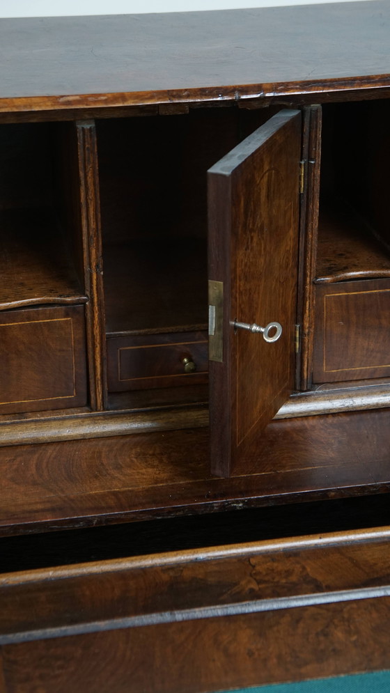 Image 1 of Secrétaire/meuble à tiroirs ancien en chêne de la fin du XVIIIe siècle