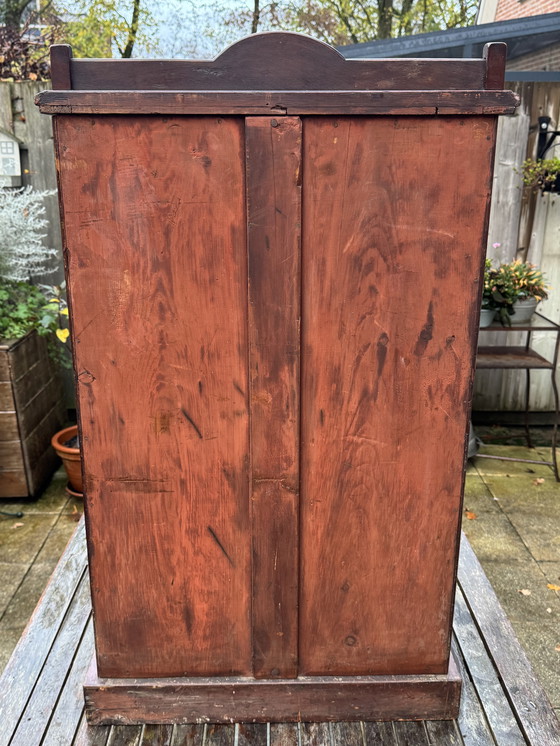 Image 1 of Vetrina in mogano massello | 1890–1900 | Neorinascimentale / Art Nouveau | Intarsi ovunque!