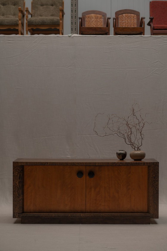 Image 1 of Dressoir uit het begin van de 20e eeuw in de stijl van De Coene