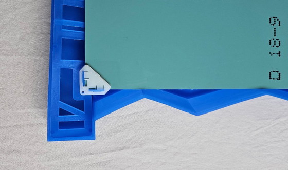 Image 1 of Espejo de diseño IKEA Ulk azul de los años 90