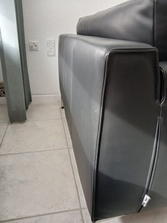 Image 1 of Canapé deux places Heelz de Design on Stock en cuir basque noir chic