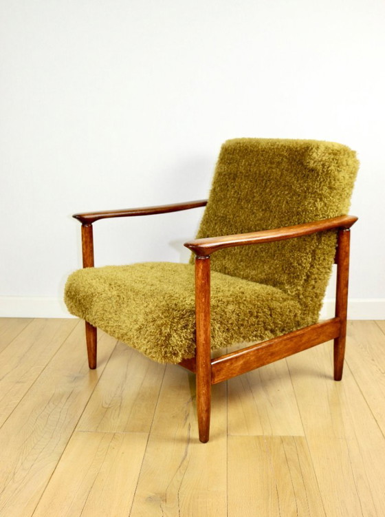 Image 1 of GFM-142 armchair designed by Edmund Homa from the 70s, ginger - high pile khaki / olive - 2 pieces available