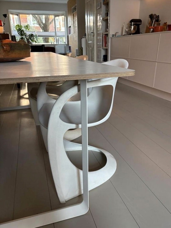 Image 1 of Muuto 70/70 Eettafel 225x90 – Linoleum & Alluminio