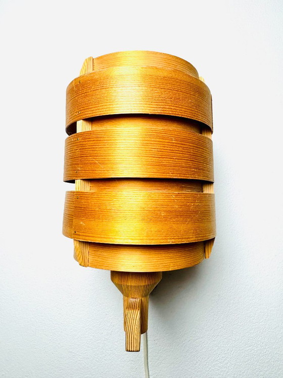 Gemonteerde grenen fineer wandlamp van Hans-Agne Jakobsson voor Markaryd, Zweden, jaren 60 – Wandlampen, Wood (photo 3 of 9)