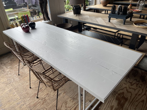 Image 1 of Old oak white Ral 9016. € 1,195.00