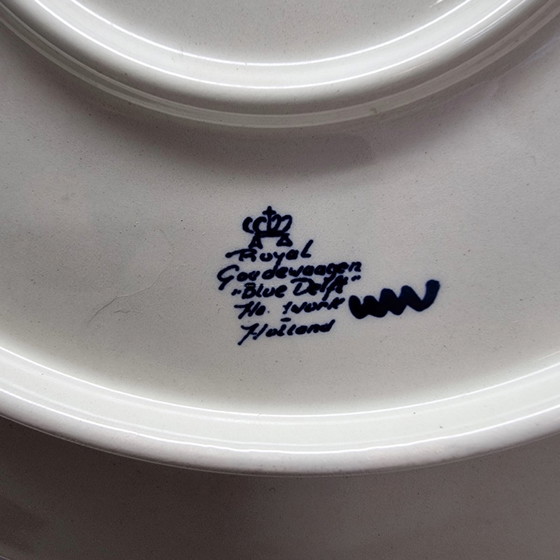 Image 1 of Royal Goedewaagen plate The Hamrooker, late 20th century