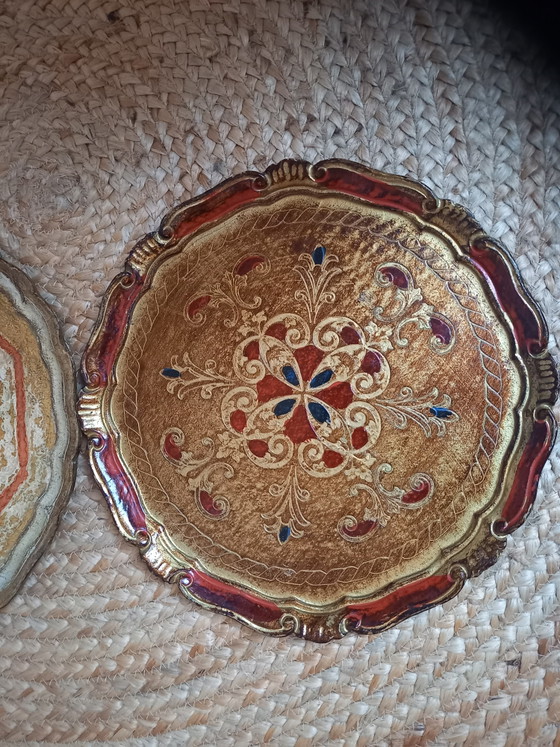 Image 1 of 2 wunderschöne florentinische Servierplatten