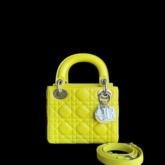 Image 1 of DIOR LADY MINI - CANNAGE LAMSLEER GEEL ZILVEREN BESLAG VERSTELBARE BAND