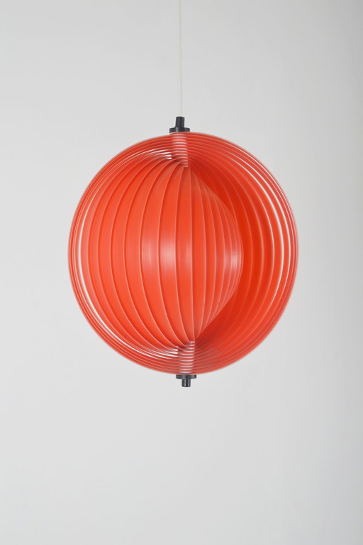 Lampe suspendue dans le style de Verner Panton