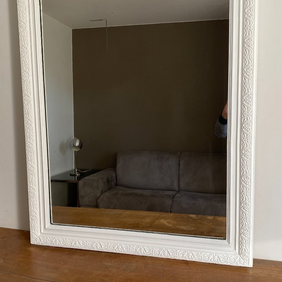 Image 1 of Specchio di fine Ottocento con frontone decorato. 144x92.