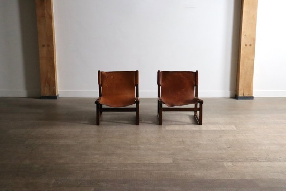 Image 1 of Paire de chaises Riaza en cuir cognac par Paco Muñoz pour la galerie Darro, Espagne, années 1960.