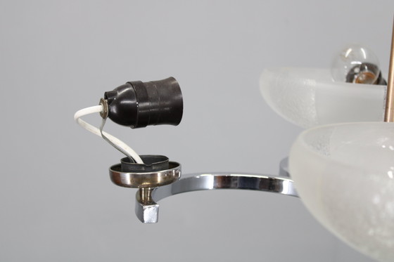 Image 1 of Lampadario in cromo e vetro degli anni &#39;50 di Napako, Cecoslovacchia