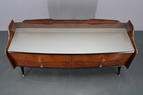 Image 1 of Buffet italien organique des années 1950 avec plateau en verre et 4 tiroirs