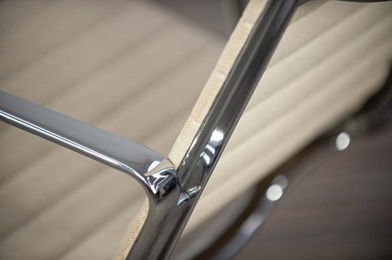 Image 1 of 1X Herman Miller Charles Ray Eames Ea116