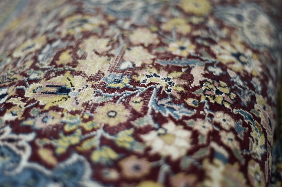 Image 1 of Vintage Hand-Woven Middle Eastern Oriental Isfahan Rug, 1940s